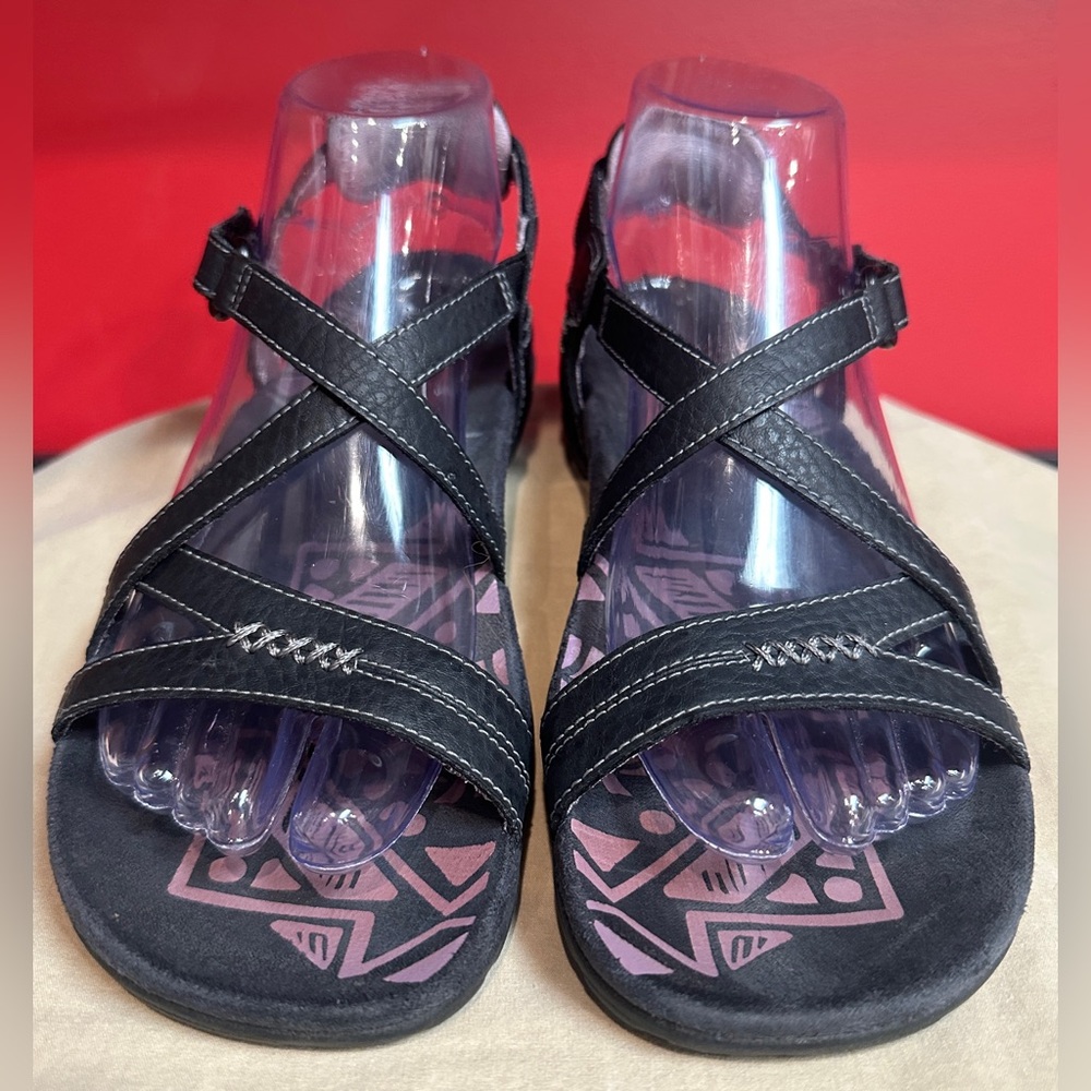 Merrell Black Leather Strappy Performance Sandals Adjustable Close Women’s Sz 7